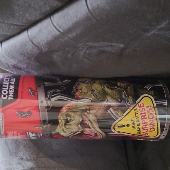 Zuru Kids Dino Strike Hunt 3 Pack 5 Surprises 10 to Collect Trap Battle Ages 3+ - Picture 2 of 3